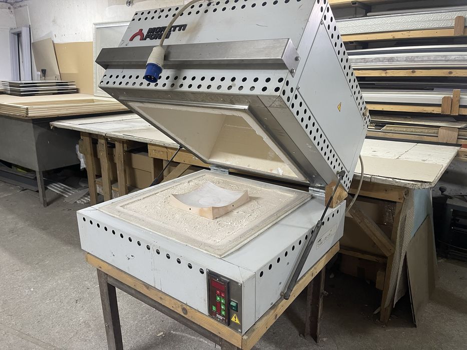 піч для  гнуття скла