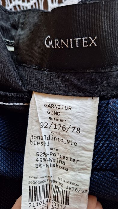 Garnitur czarny granatowy