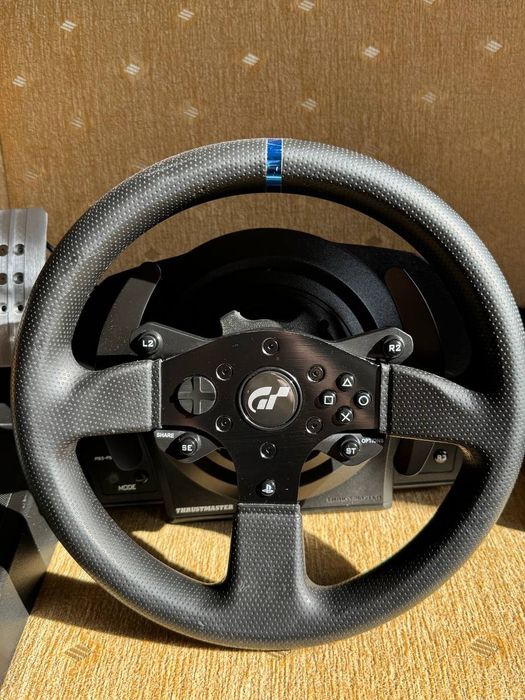 Kierownica Thrustmaster T300