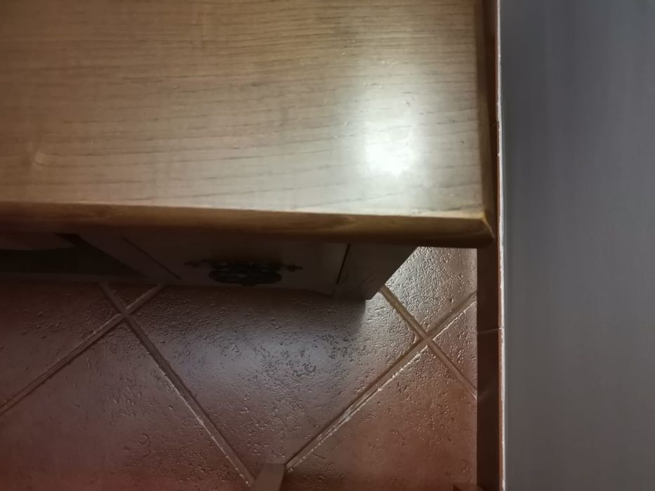 Mesa rústica em carvalho