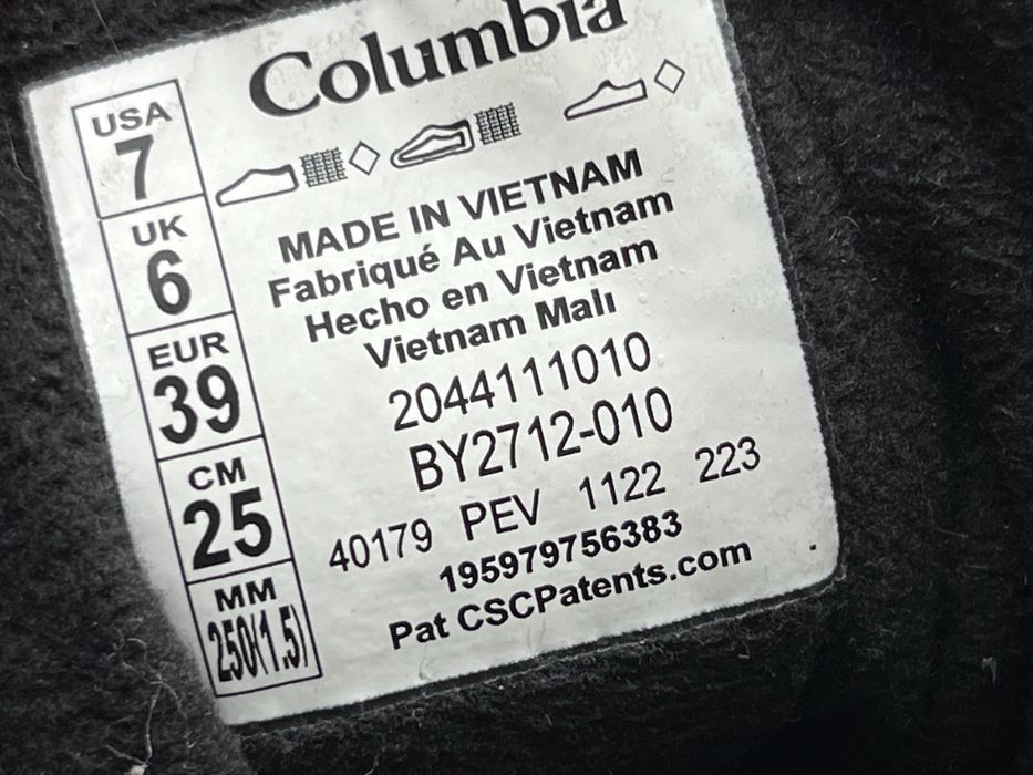 Практично нові сапожки 39 розмір Columbi waterproof лригінал