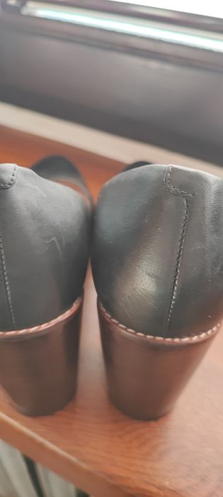 Czółenka skórzane Clarks