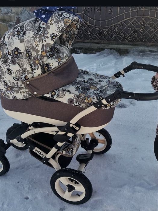 Продам коляску 2в1