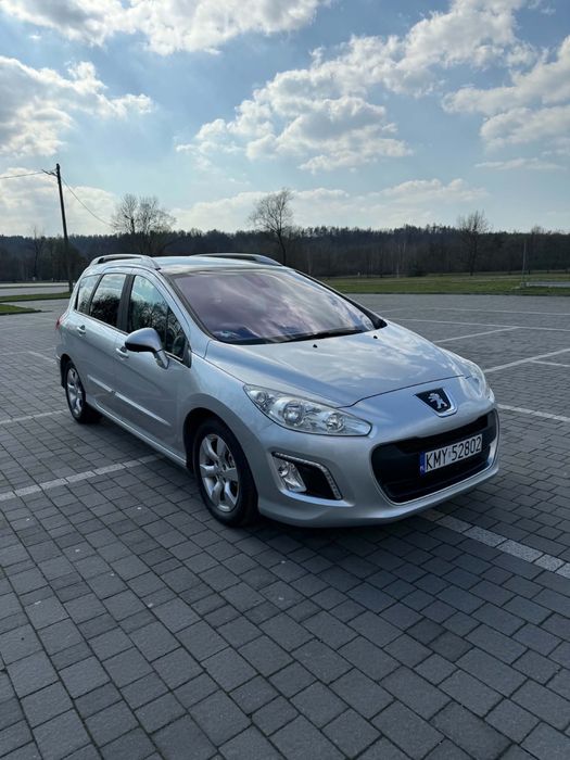 Peugeot 308 SW 1.6eHdi/ Panorama/ Czujniki cofania /Tempomat