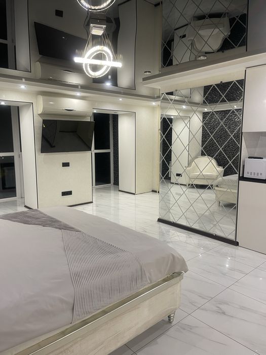 Погодинна Подобова оренда квартири с панорамным видом. 95 квартал