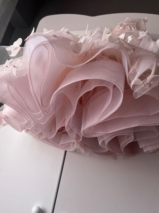 Um vestido para uma menina de 1 ano
