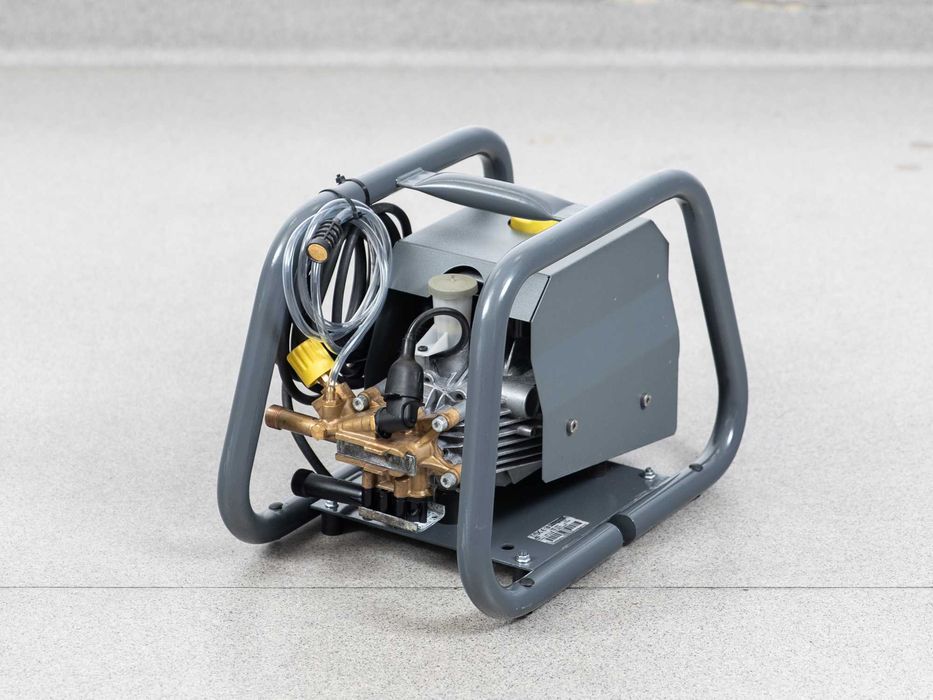 MYJKA CIŚNIENIOWA KARCHER HD 600 CAGE 110bar 650l/h 230V 3kW 2400netto