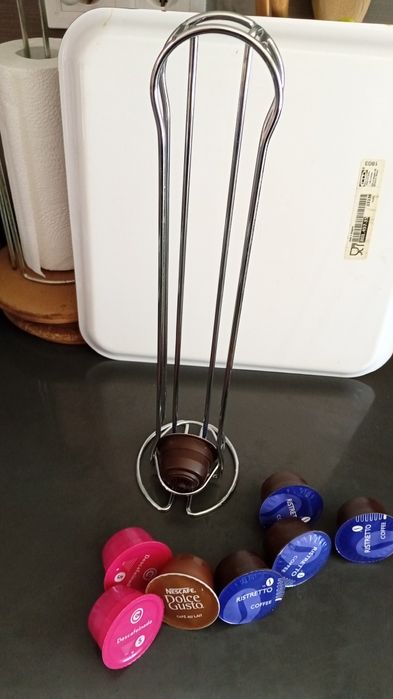 Suporte e Cápsulas Dolce Gusto