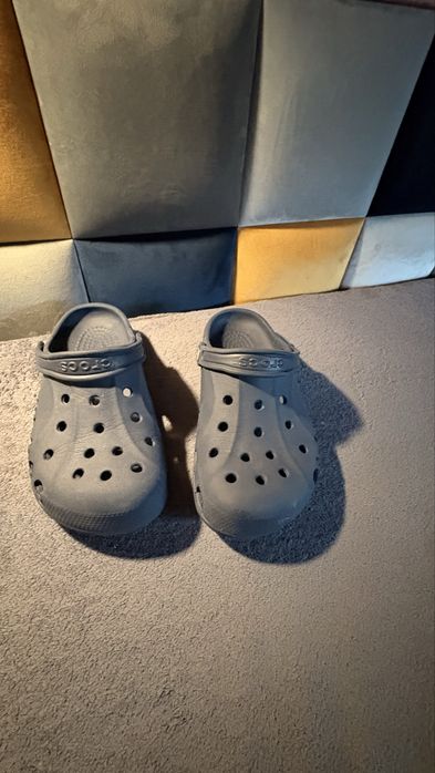 Crocs  granatowe rozmoar M6W8