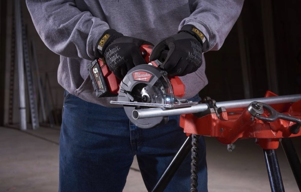 Пила дискова ручна по металу акумуляторна Milwaukee M18 2782-20 (FMCS-0), Ø150мм