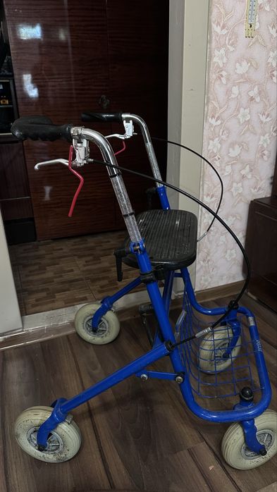 Ходунки на колесах