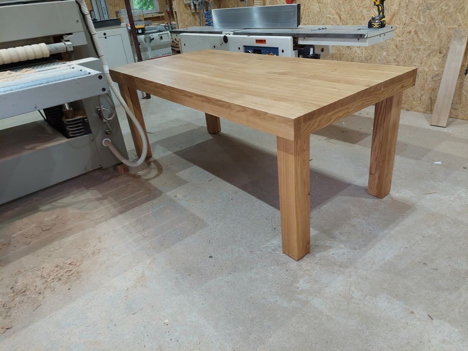 Stół dębowy rozkładany,  12-16 osobowy    stół konferencyjny