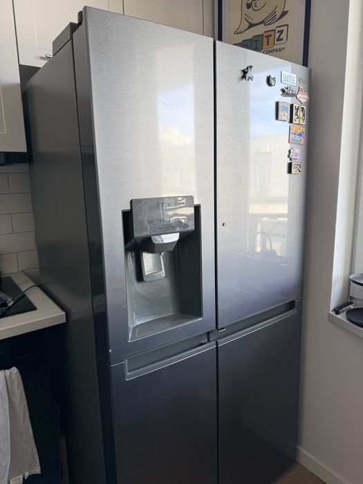 Lodówka side by side LG z kostkarką no frost Uszkodzona