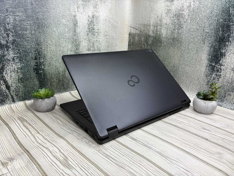 Fujitsu LifeBook E449 14\i3-7020U\8GB\SSD256GB\2020рік\Type-c\ГАРАНТІЯ
