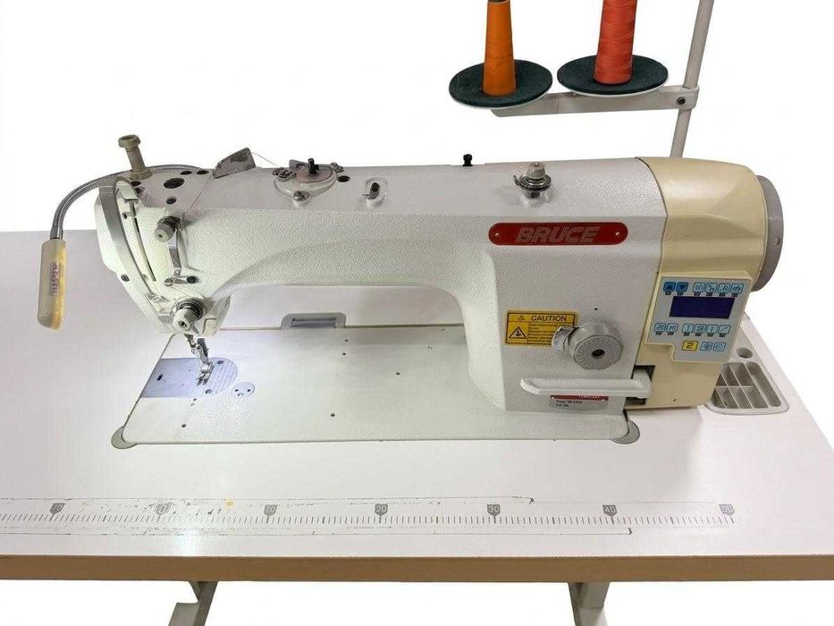 Máquina de Costura Industrial Eletrónica Bruce 9830E (Ponto Corrido)