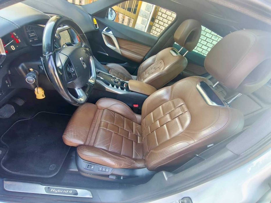 Citroën DS5 2.0 HDi Hybrid4 Sport Chic 200cv | Versão Topo de Gama