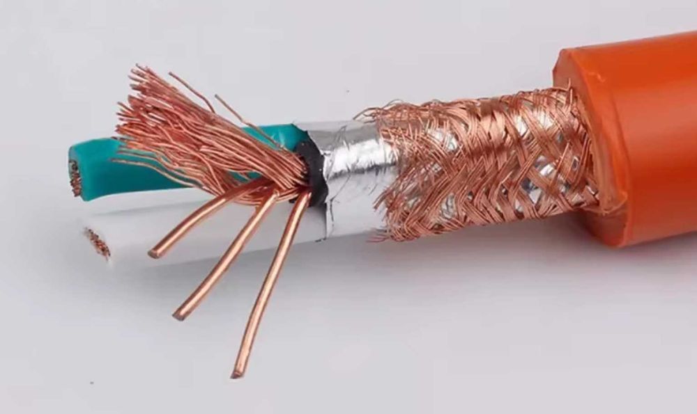 Kabel zasilający 3x4,65 mm2, DIY