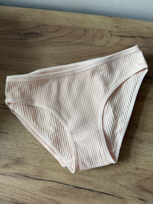 Majtki bawełniane prążkowane 5 sztuk pudrowy róż