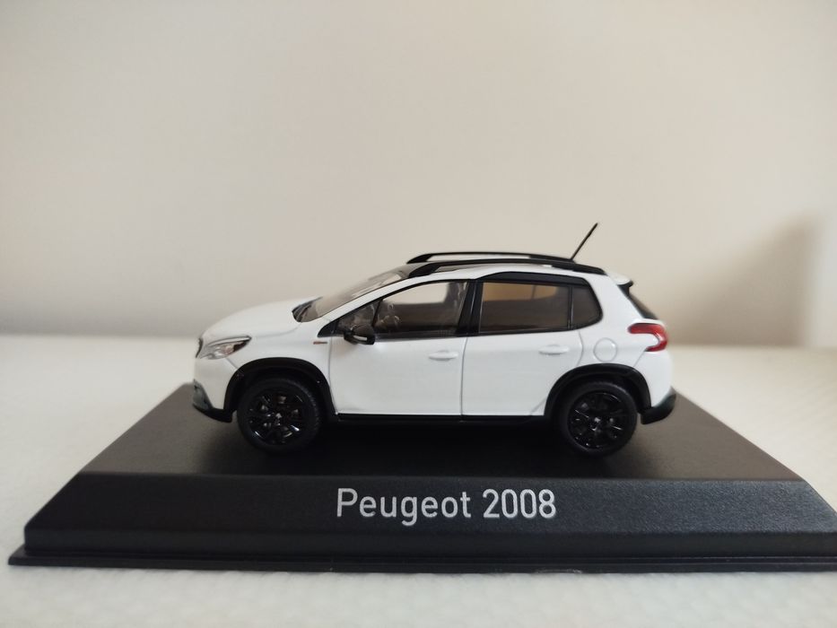 Miniatura Peugeot 2008 Nova 1/43