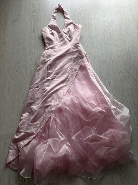 Нарядне жіноче плаття