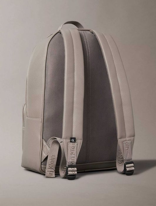 Рюкзак calvin klein (ck all day large campus backpack кожзам)с америки