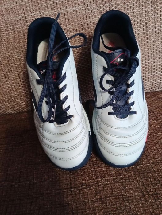 Buty halowe dziecięce JOMA TOLEDO JUNIOR 2505 Futsal roz. 34