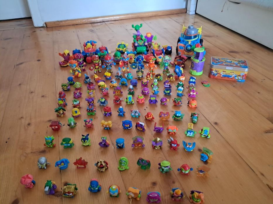 Super things różne serie