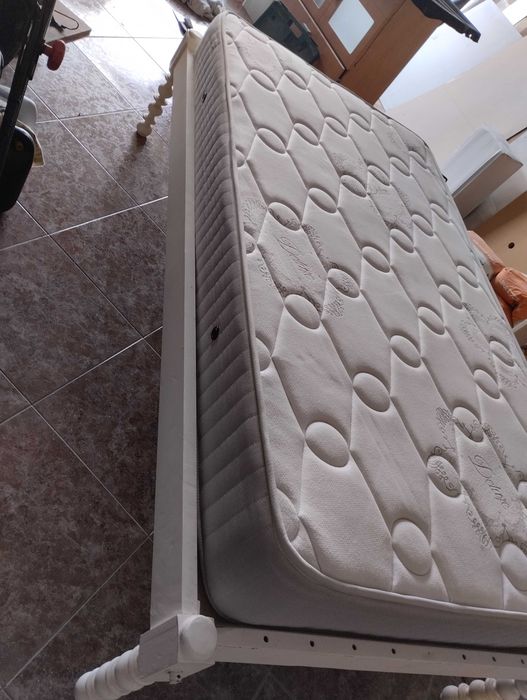 Solid Wood Single Bed504633708449648641