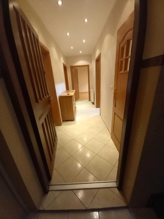 3 pokojowe mieszkanie 86,7 m² + taras, ogród, garaże, piwnica