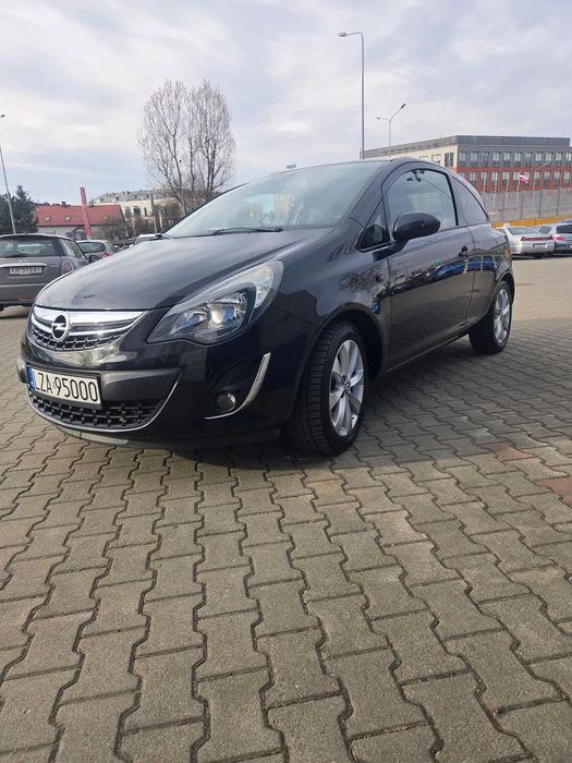Opel Corsa Corsa D 1.4 LPG grzane fotele, doinwestowany