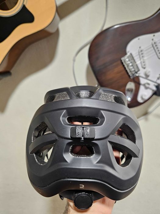Capacete Rockrider ST500 Preto
