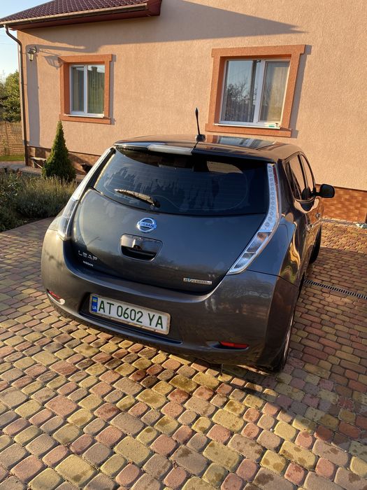 Nissan leaf 2013р 24 квт/год