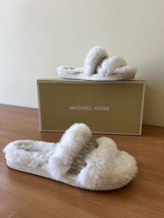 Тапочки Michael Kors, розмір 38.