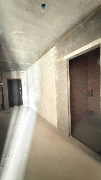 Продаж 2 кімн. квартири, вул. Дніпровська Набережна, 20-Б. ЖК Seven. Метро Осокорки.