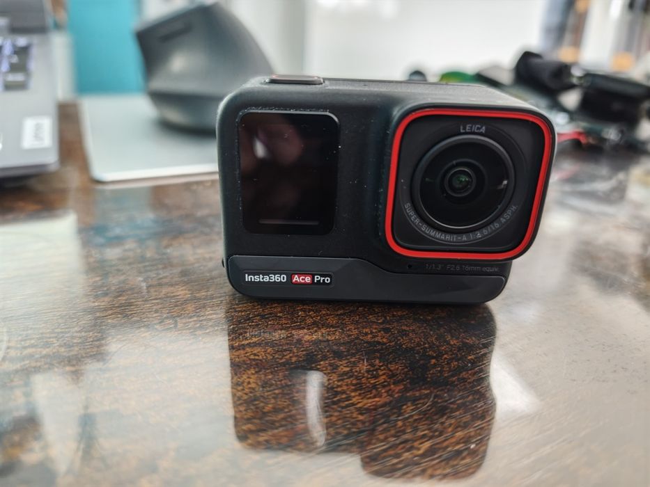 Insta360 ACE PRO