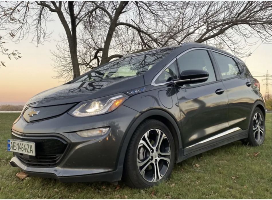 Аренда авто под такси Днепр Chevrolet Bolt Premier 2019 Вся Украина