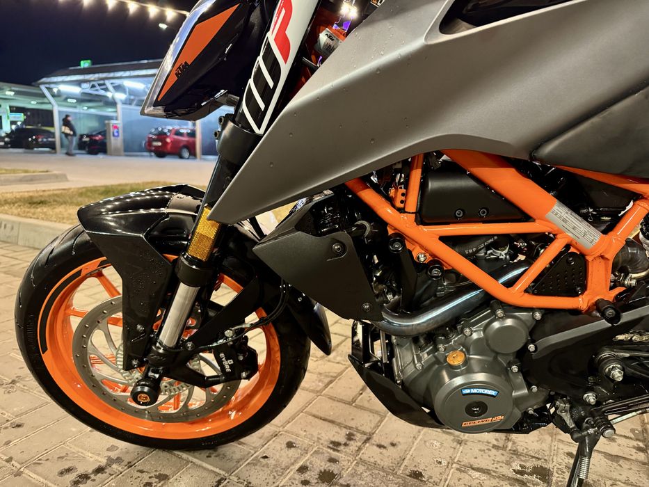 KTM DUKE 390 2021 GREY