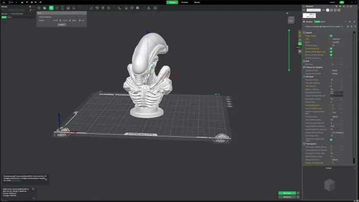 Статуя ксеноморфа прибульця
