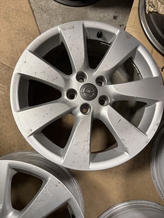 Felgi aluminiowe Opel 18 5x115 7,5jx18 et41