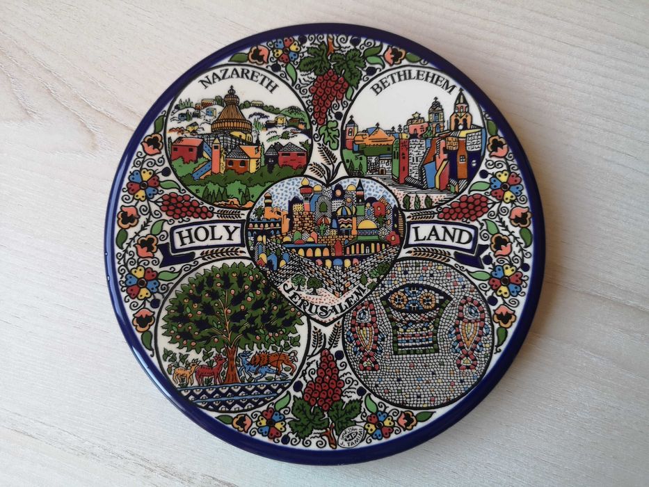 Ręcznie malowany talerz ceramiczny