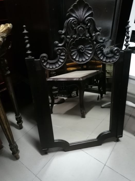 Mesas cabeceira e cómoda