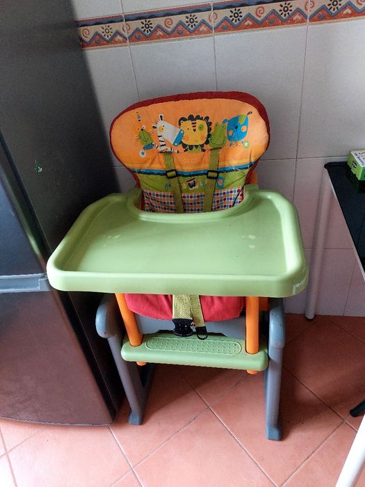 Cadeira de comer bebé 2 em 1