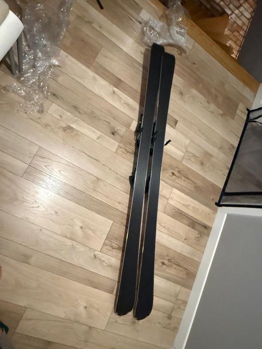 Narty Atomic Carve RC 171CM