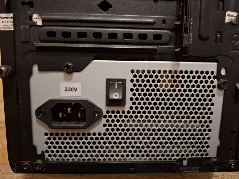 Komputer stacjonarny Intel Quad Core GT640 SSD HDD