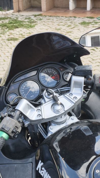 Kawasaki Ninja ZZR 600 – Excelente Estado