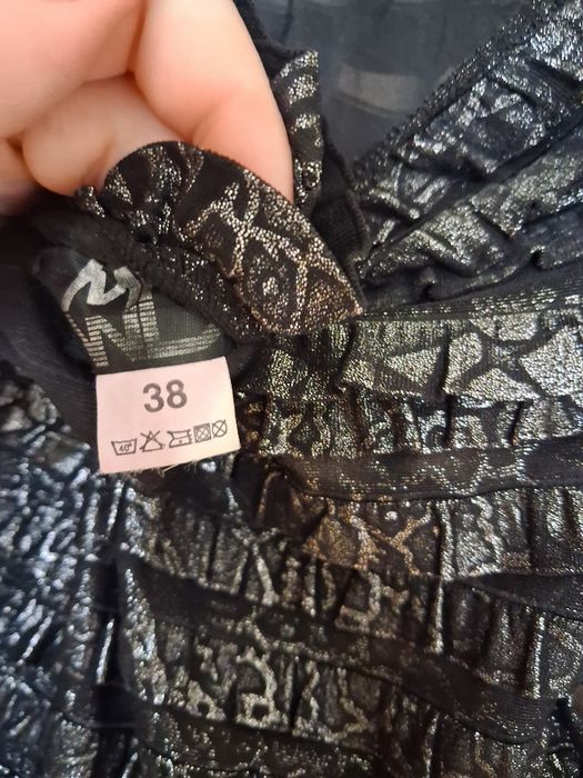 Śliczna sukienka damska rozm.38