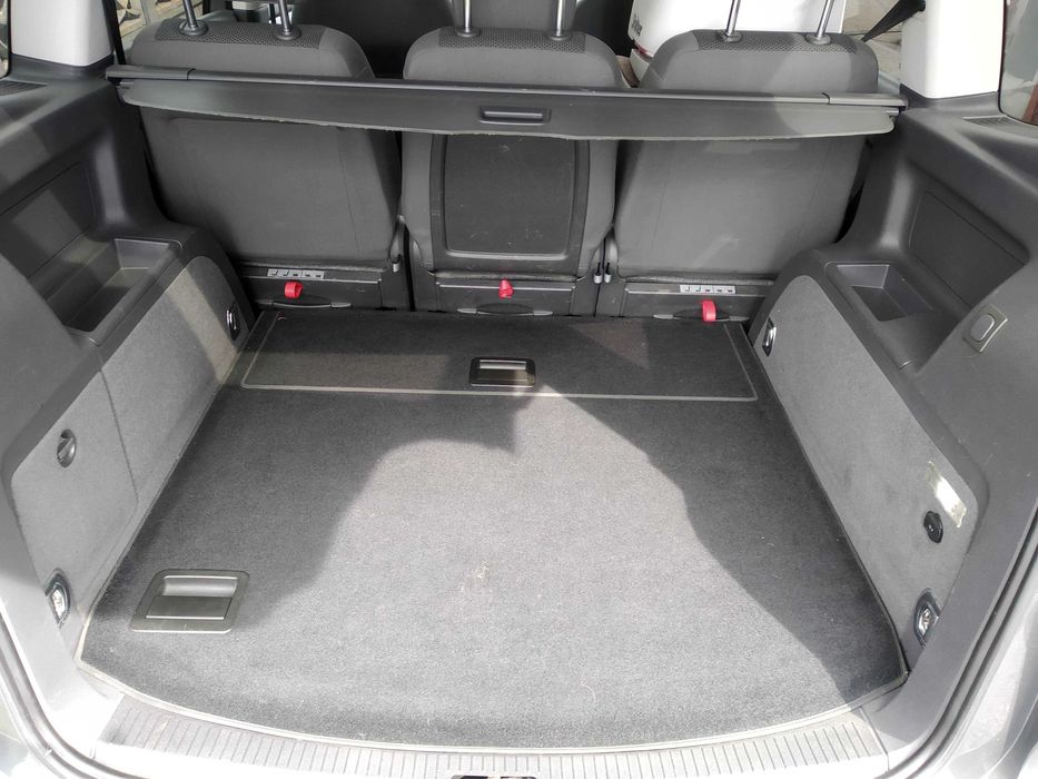 VW Touran 1.6 TDI Zadbany. Bez wkładu!