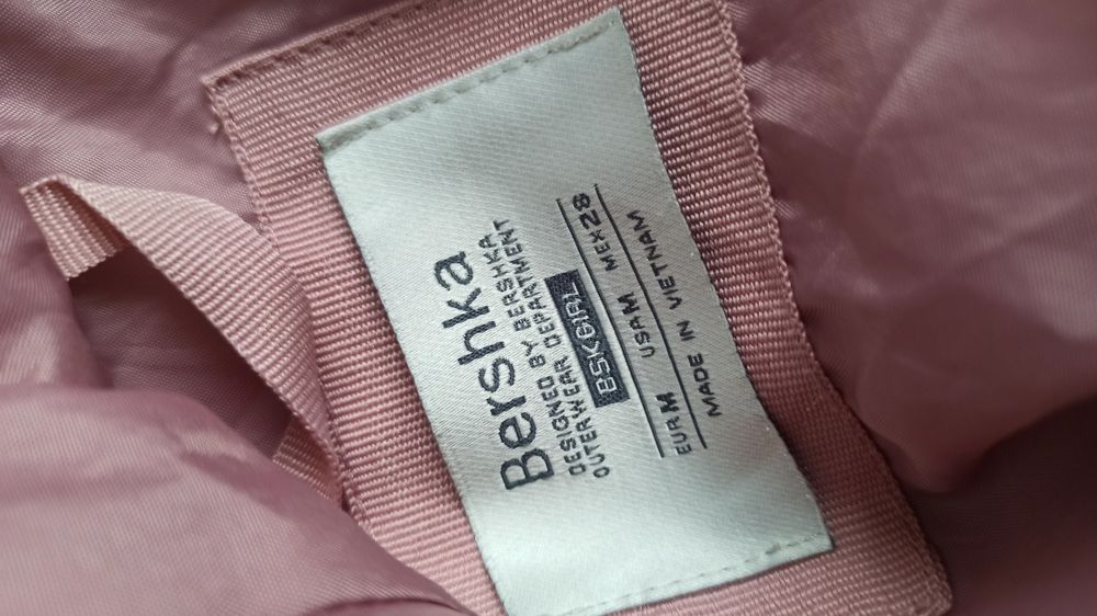 Sg Kurtka damska 36 , 38 Bershka pikowana kurtka z kapturem 36 , 38