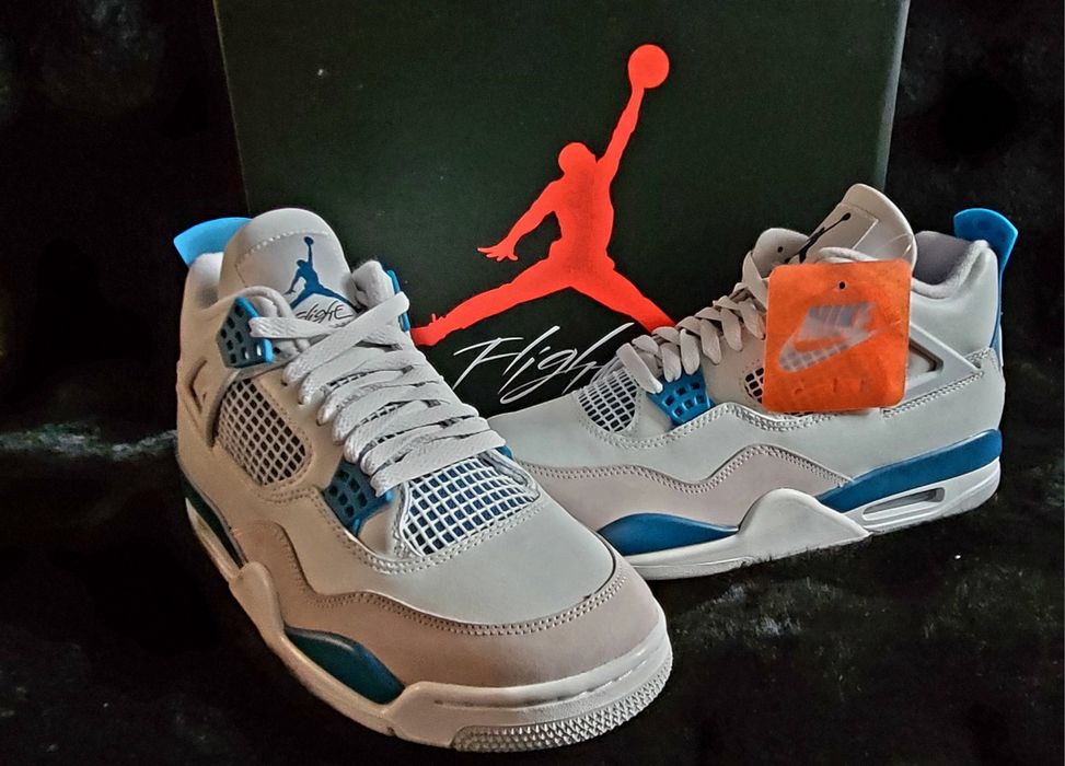 Jordan 4 Industrial Blue