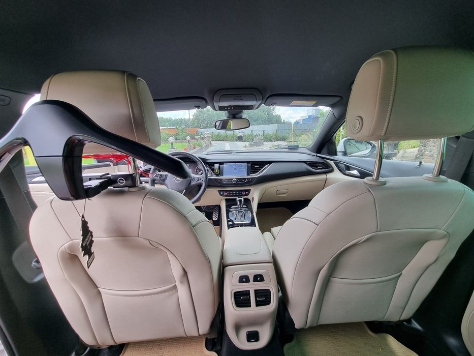 Sprzedam Opel Insignia 2018
